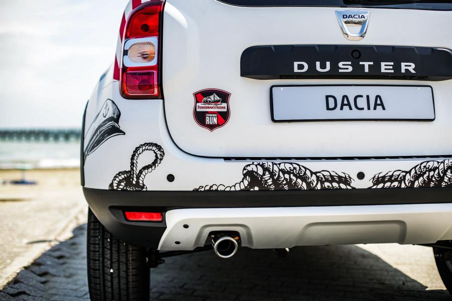 Детали экстерьера Dacia Duster Strongman 2017 года  (фото 23 из 30)